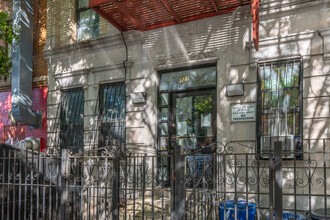 723 Mac Donough St in Brooklyn, NY - Building Photo - Building Photo