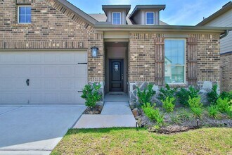 15818 Dove Holw Dr in Conroe, TX - Building Photo - Building Photo