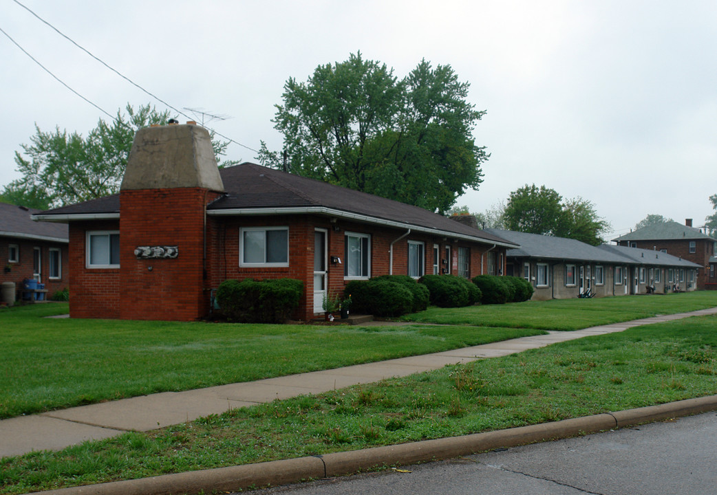 3143-3161 Bellevue Rd in Toledo, OH - Building Photo