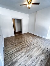 120 Lark St, Unit 1st Floor in Albany, NY - Foto de edificio - Building Photo