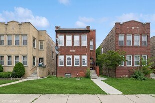 1715 N Meade Ave in Chicago, IL - Building Photo