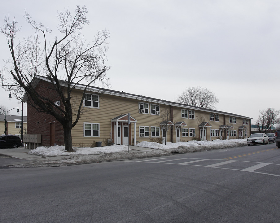 Ezra Prentice Homes in Albany, NY - Foto de edificio