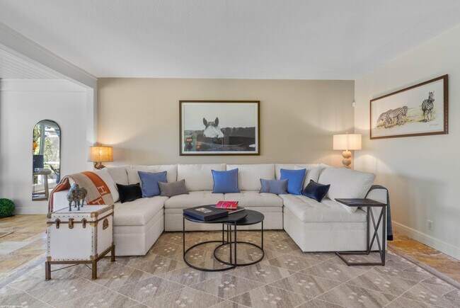 property at 2624 Muirfield Ct