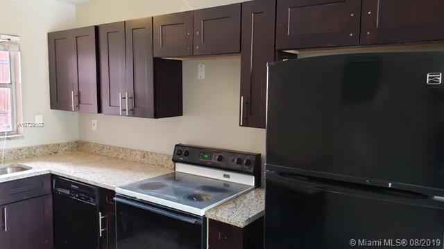 305 W 68th St-Unit -217 in Hialeah, FL - Building Photo - Building Photo
