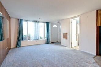 443 N Main St in Wauconda, IL - Building Photo - Building Photo