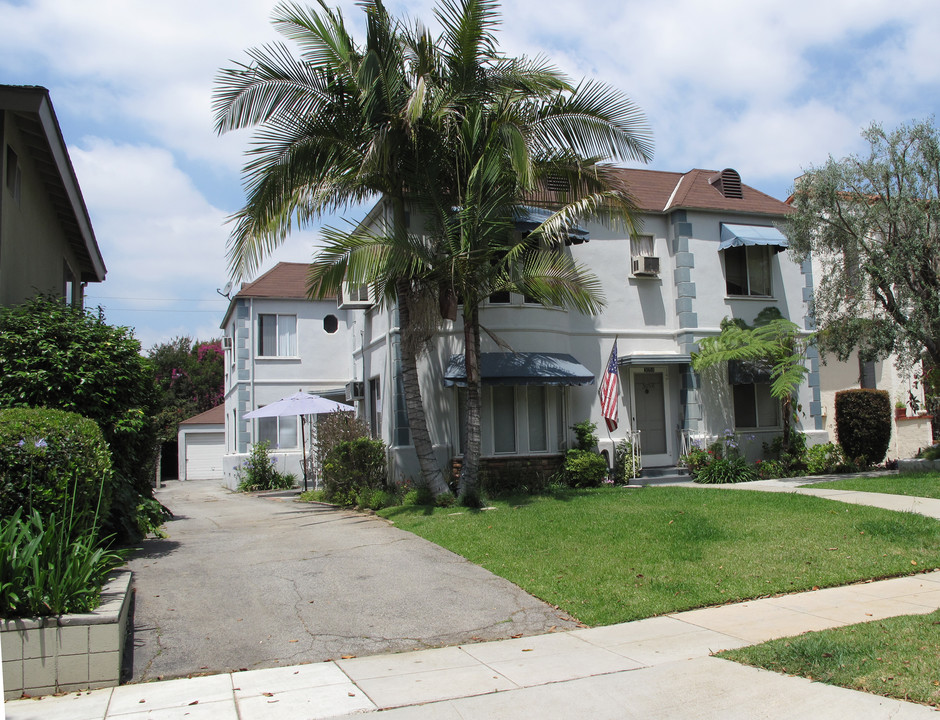 305 N Palm Ave in Alhambra, CA - Foto de edificio