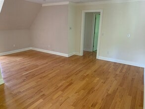72 Jannas Ln in Madison, CT - Building Photo - Building Photo