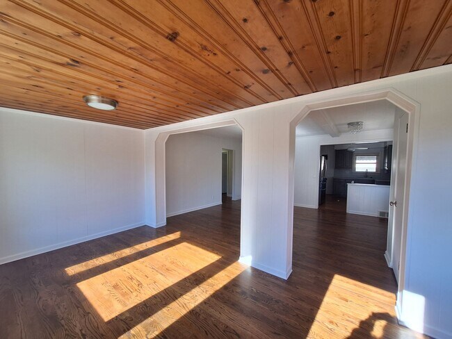 22535 Lanse St in St. Clair Shores, MI - Building Photo - Building Photo