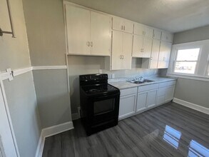 2105 Central Ave in Anderson, IN - Building Photo - Building Photo