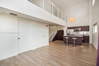 401 Jefferson Ave, Unit 6 in Miami Beach, FL - Foto de edificio - Building Photo