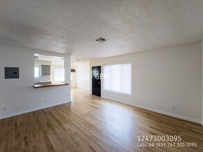 2915 St George St in Los Angeles, CA - Building Photo - Building Photo