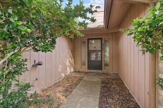 13918 Tree Crossing St in San Antonio, TX - Building Photo - Building Photo