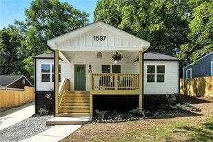 1597 Glenwood Ave SE in Atlanta, GA - Building Photo