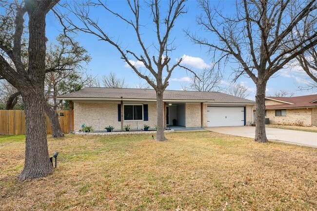 property at 117 Shady Oak Dr