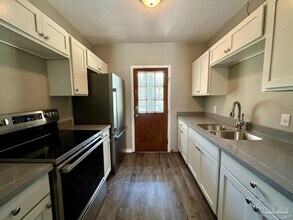 1103 W La Rua St in Pensacola, FL - Building Photo - Building Photo