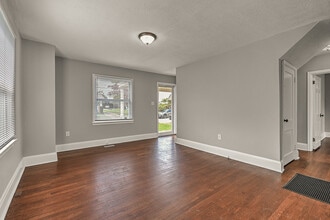143 Carter St in Bristol, VA - Building Photo - Building Photo