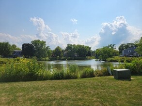 1108 Hampton Harbor in Schaumburg, IL - Building Photo - Building Photo