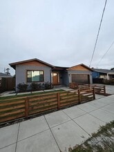 2520 Garvin Ave in Richmond, CA - Building Photo - Building Photo