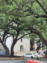 Deer Oaks Apartments in San Antonio, TX - Building Photo - Building Photo
