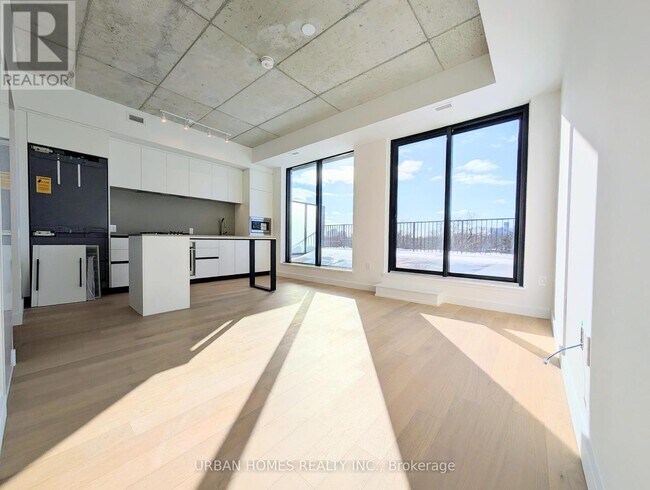 1720 Bayview Ave in Toronto, ON - Building Photo - Building Photo