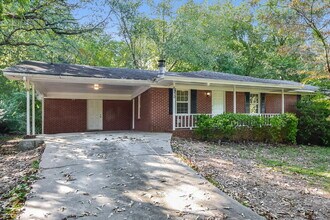 6970 Richard Ln in Austell, GA - Building Photo - Building Photo