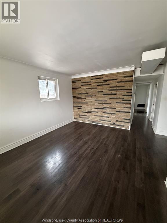 2250 Howard Ave in Windsor, ON - Building Photo - Building Photo