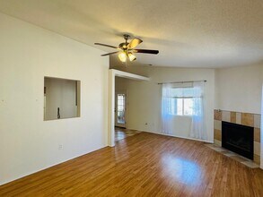 505 Glacier Bay St SE in Albuquerque, NM - Building Photo - Building Photo