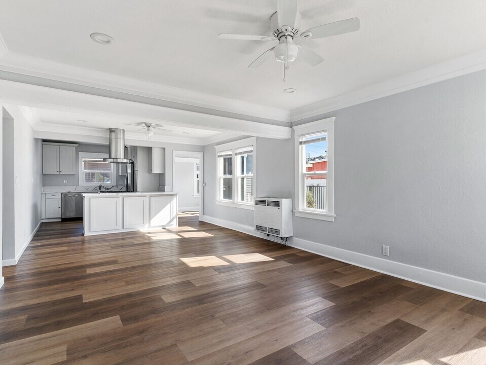 1926 Lime Ave, Unit 1926 in Long Beach, CA - Building Photo