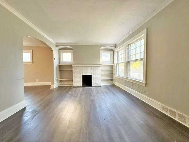 property at 3286 W 129th St