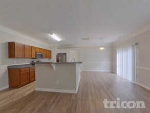 3632 Ernie Dr in Charlotte, NC - Foto de edificio - Building Photo