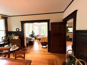 13 Standish St, Unit 2 in Cambridge, MA - Foto de edificio - Building Photo