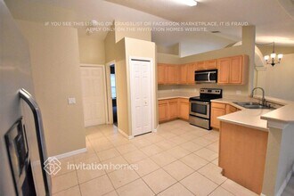 161 Thousand Oaks Blvd in Davenport, FL - Building Photo - Building Photo