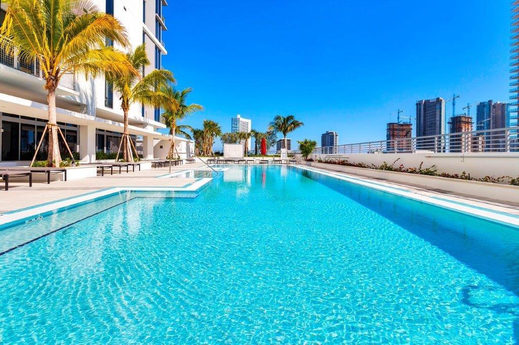Eve at the District in Miami, FL - Foto de edificio