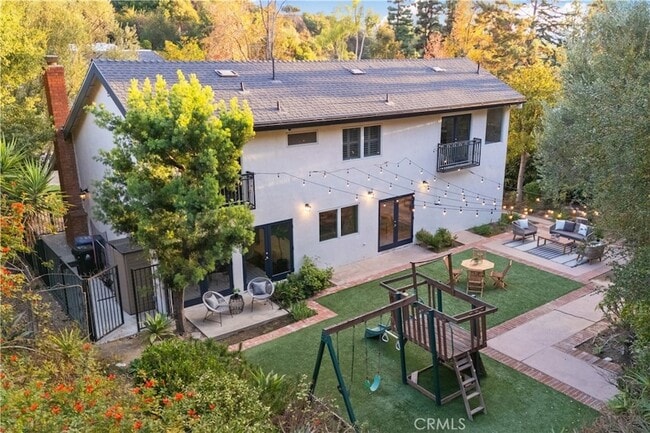 9767 Blantyre Dr in Beverly Hills, CA - Building Photo - Building Photo
