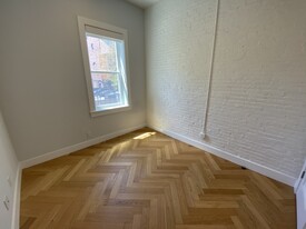 464 Massachusetts Ave, Unit 3 Apartamentos