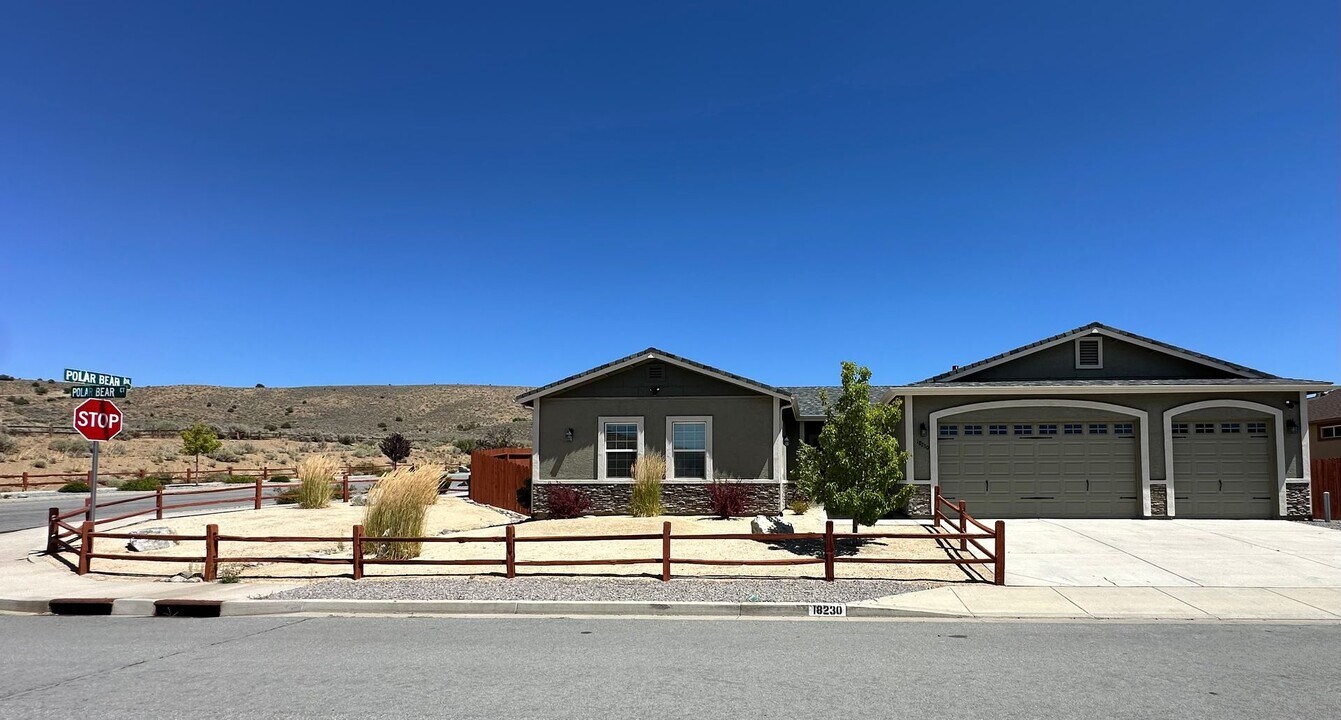 18230 Polar Bear Dr in Reno, NV - Building Photo