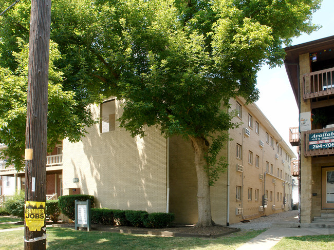 60 Chittenden Ave in Columbus, OH - Building Photo - Building Photo