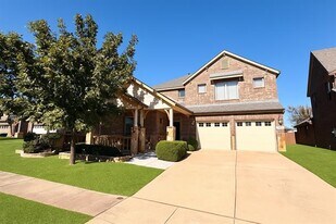 2403 Rosemary Ln in Rowlett, TX - Building Photo