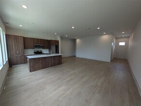 4403 Abaco Ln in Houston, TX - Foto de edificio - Building Photo