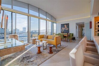 1155 N Brand Blvd in Glendale, CA - Building Photo - Building Photo