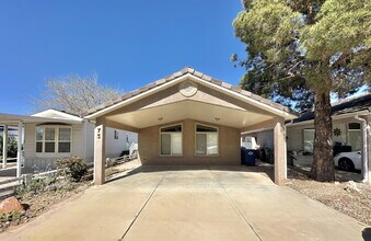 73 Pheasant Dr in Hurricane, UT - Building Photo - Building Photo
