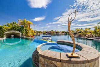 9 Via Santanella in Rancho Mirage, CA - Building Photo - Building Photo