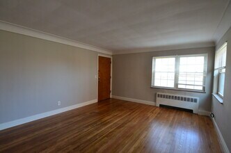 1623 Section Rd in Cincinnati, OH - Foto de edificio - Building Photo