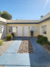 951 E Chuckwalla Rd in Palm Springs, CA - Building Photo - Building Photo