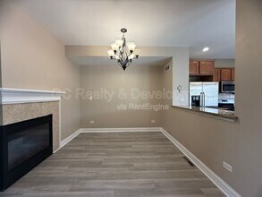 112 Lakeshore Dr in Oswego, IL - Building Photo - Building Photo