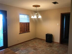 1806 Foxwood Rd in Houston, TX - Building Photo - Building Photo
