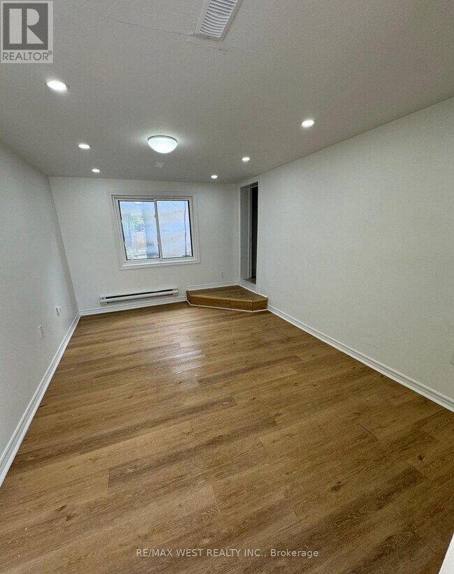 645 Townline Rd N in Courtice, ON - Building Photo - Building Photo