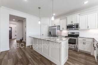 3307 SW Hillstone Ave in Bentonville, AR - Building Photo - Building Photo