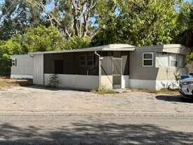 7213 Harney Rd in Tampa, FL - Building Photo