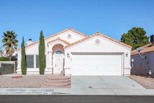 8216 James Grayson Dr in Las Vegas, NV - Building Photo
